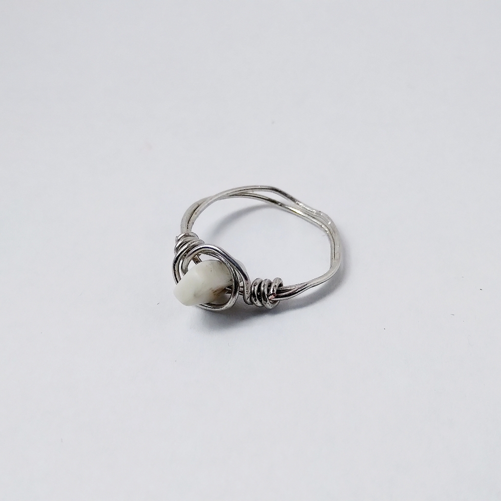 Beautiful White Agate Stone Handmade Twisted Rusted Gold Wire Ring Size 7